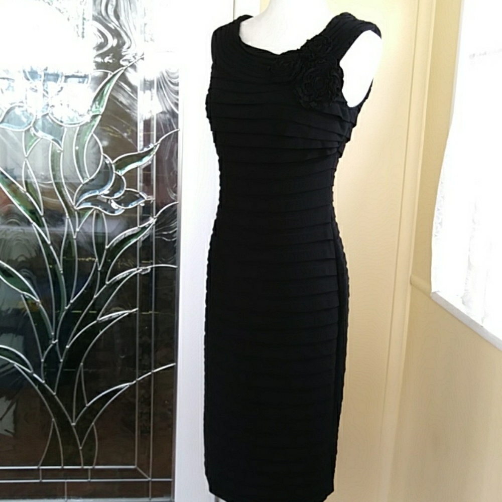Adrianna Papell dress
